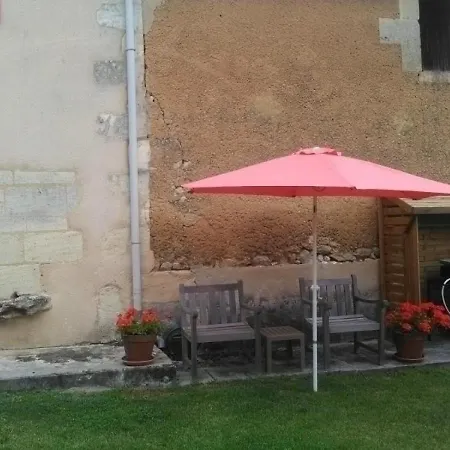 House De Monfollet * Berson